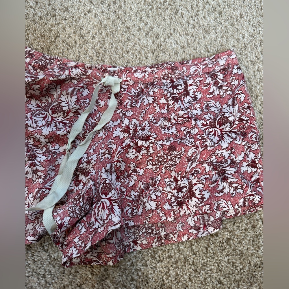 Victoria’s Secret 100% silk sleep shorts size small drawstring waist floral - Picture 3 of 4